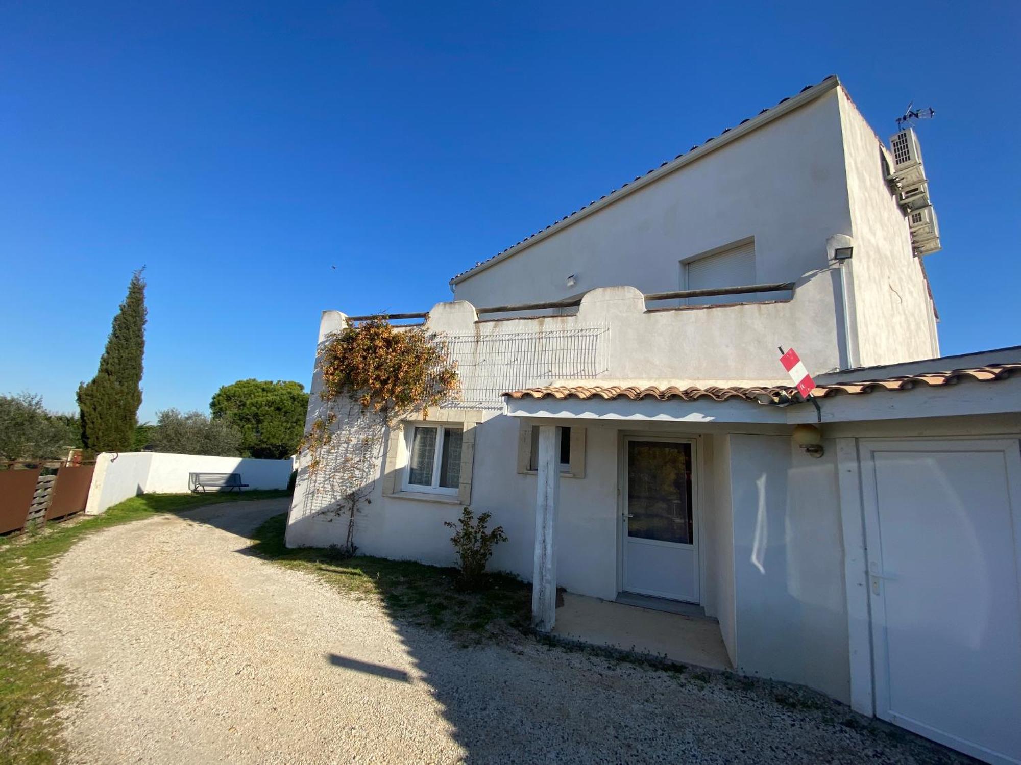 Les Maisons Du Paty Arles Exterior photo